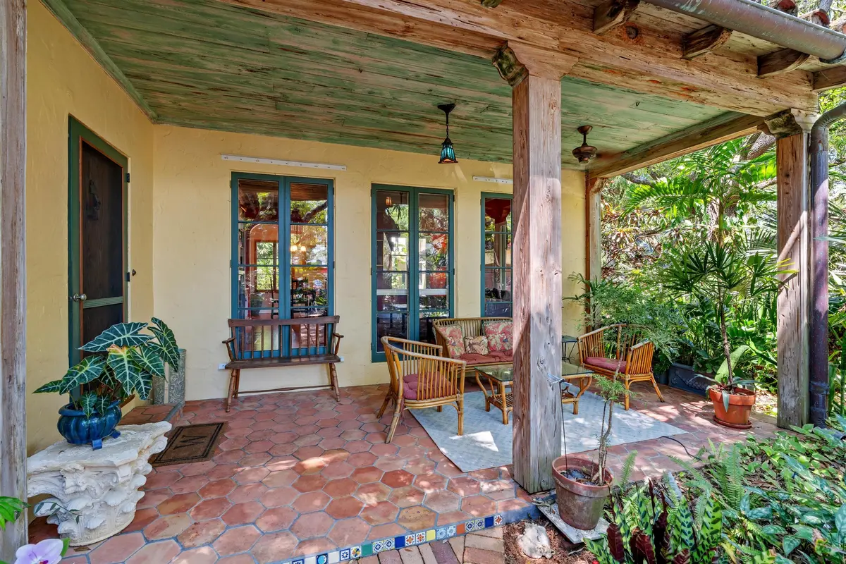 PORCH_DT at 825 Alamanda Street, Boca Raton