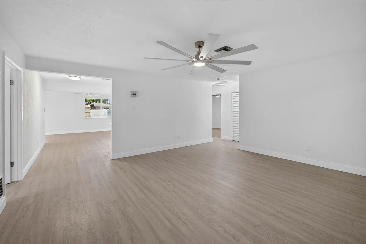 9-web-or-mls-699A9719 at 2849 SW 10th Street, Fort Lauderdale