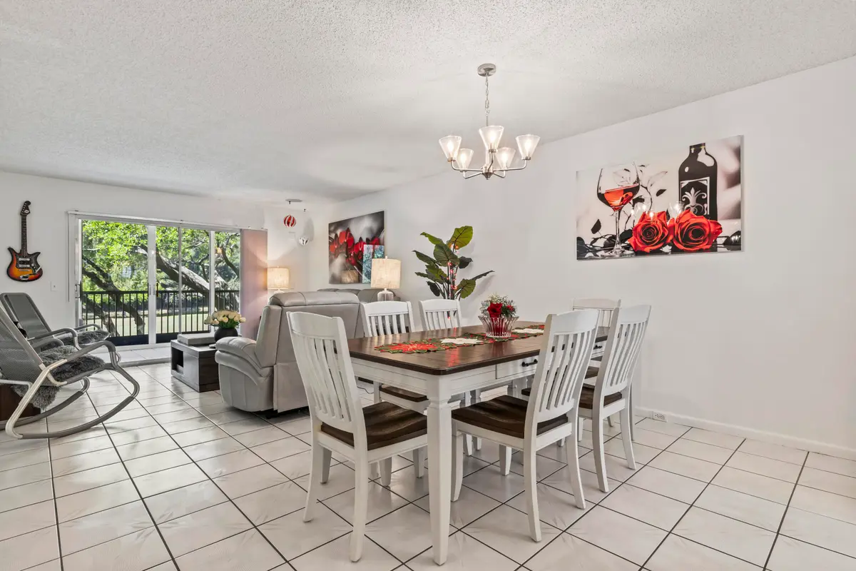 photos_high_resolution_1000_SW_125th_Ave at 1000 SW 125th Avenue 211, Pembroke Pines