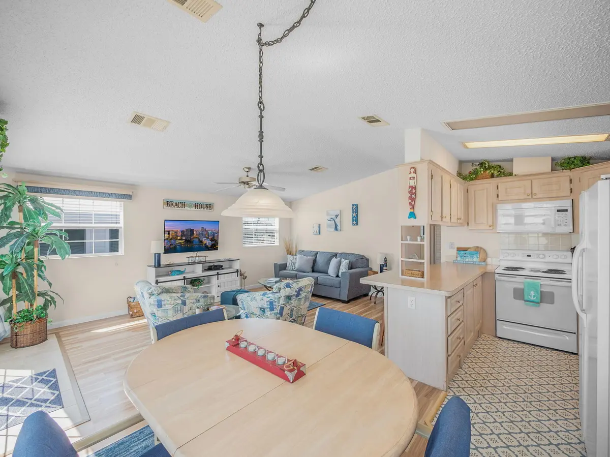 3-web-or-mls-015 at 802 Nettles Boulevard, Jensen Beach