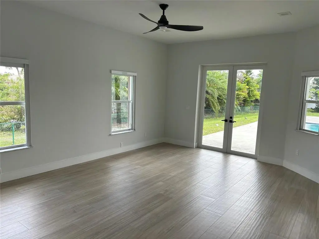 67-3 at 16650 SW 67th Place, Southwest Ranches