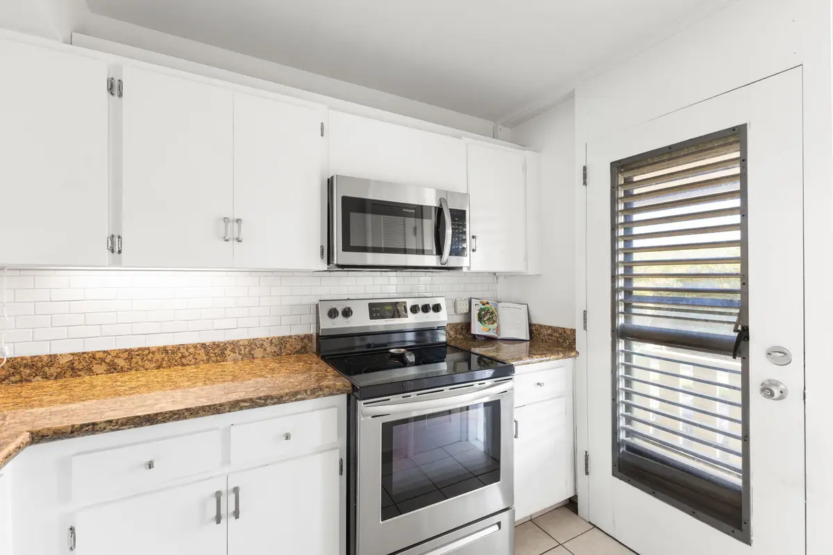 7_dv6a0840(1) at 1456 NE Ocean Boulevard 9-202, Stuart