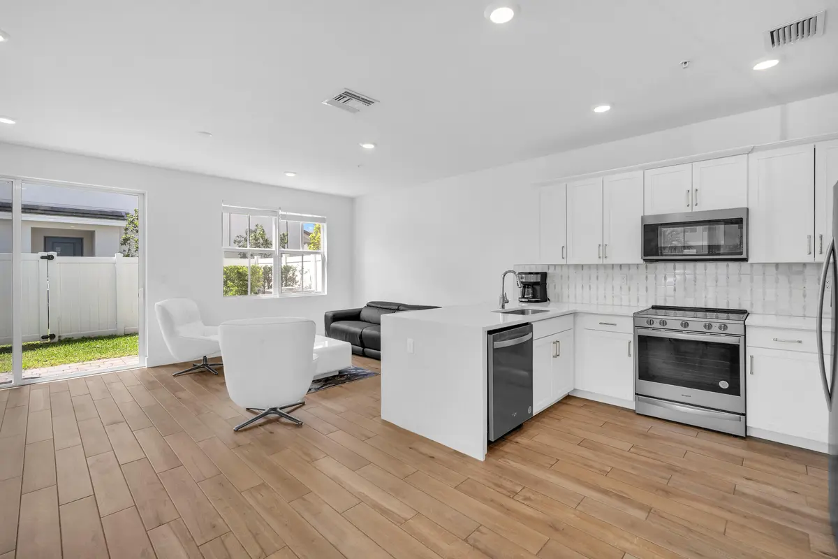 kitchen at 17002 SW 1st Street, Pembroke Pines