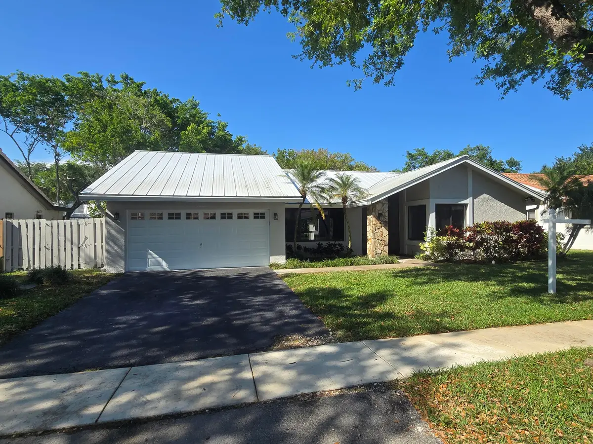 10207 NW 7th Court, Plantation, FL – photo 1