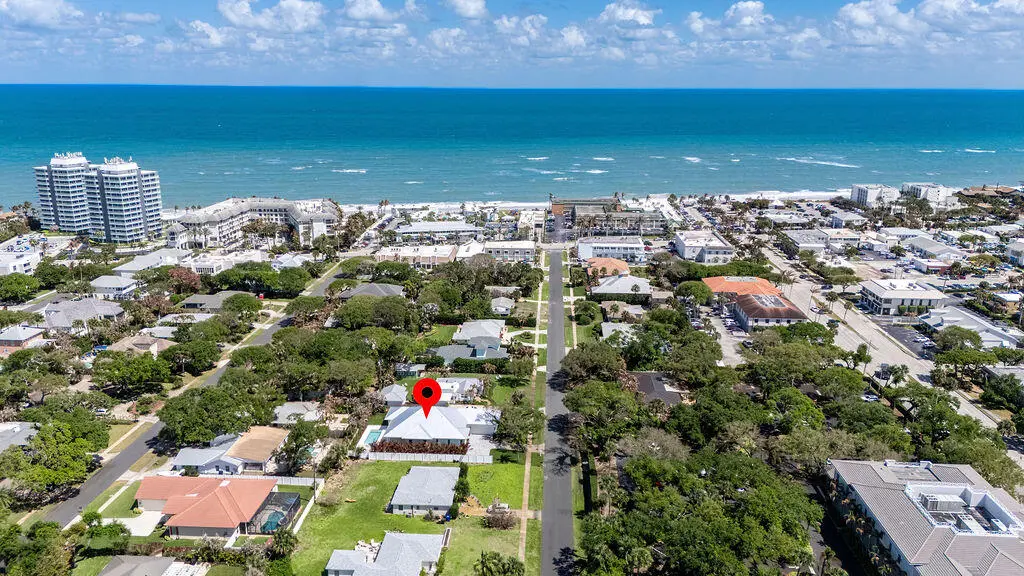 775AcaciaDrone-1 at 775 Acacia Road, Vero Beach