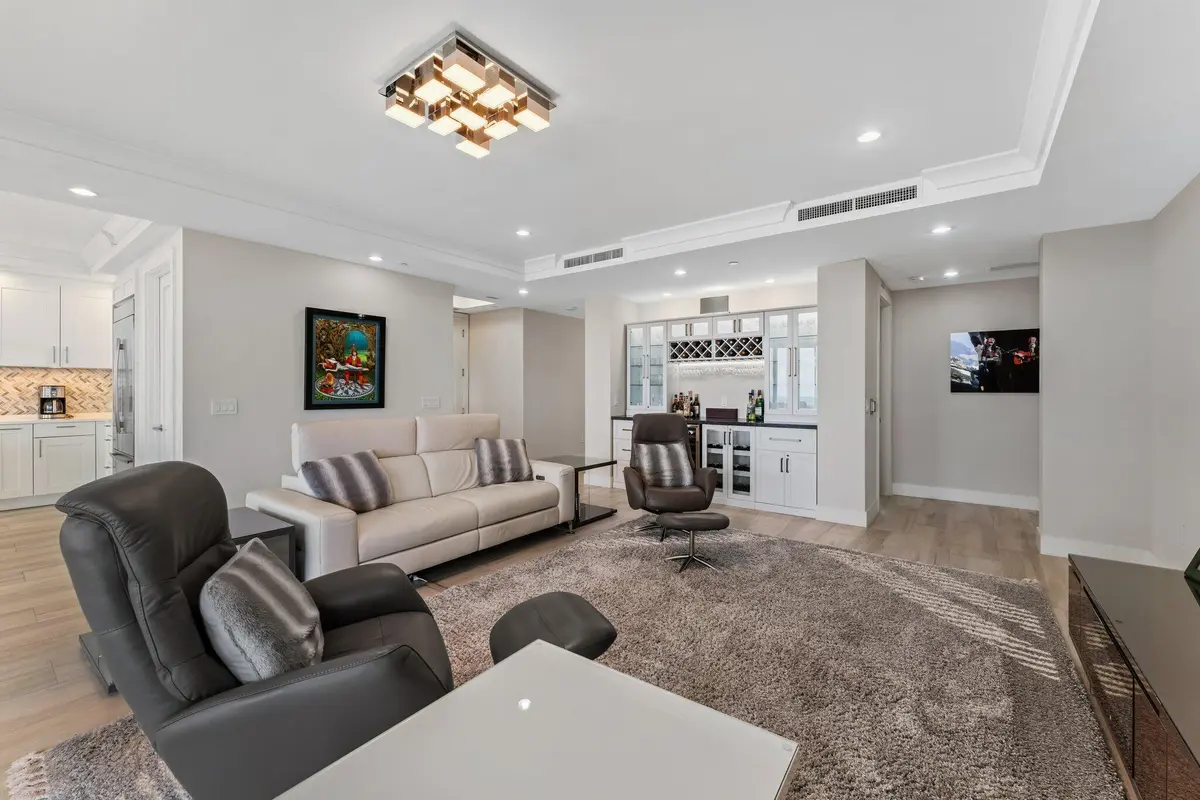 Great Room at 1 Water Clb Way 1703, North Palm Beach