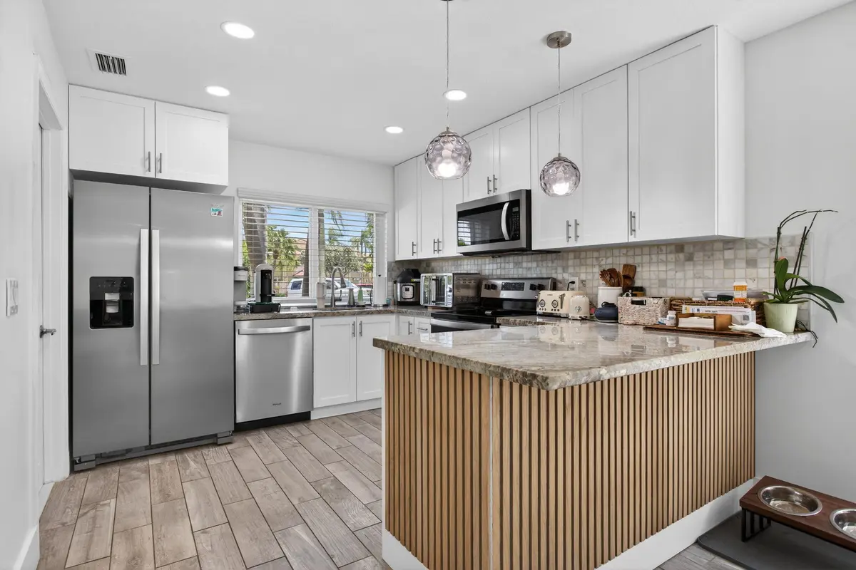 19-web-or-mls-3447-9453 at 3447 Deer Creek Palladian Circle, Deerfield Beach