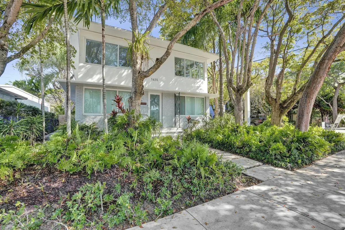 DSC02480 at 1415 SE 2nd Street 1-4, Fort Lauderdale