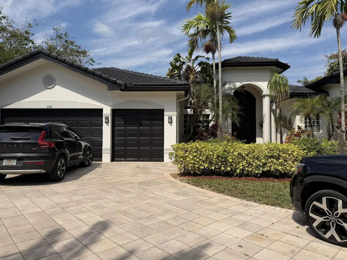 IMG_4777 at 3309 Bradenham Lane, Davie