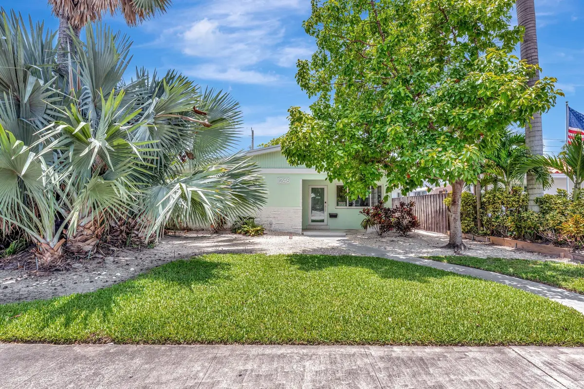 1-web-or-mls-DSC04095 at 1246 Johnson Street, Hollywood