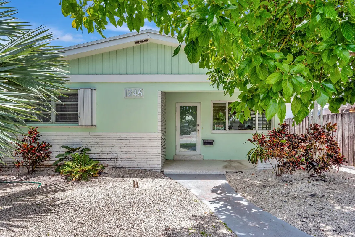 3-web-or-mls-DSC04105 at 1246 Johnson Street, Hollywood