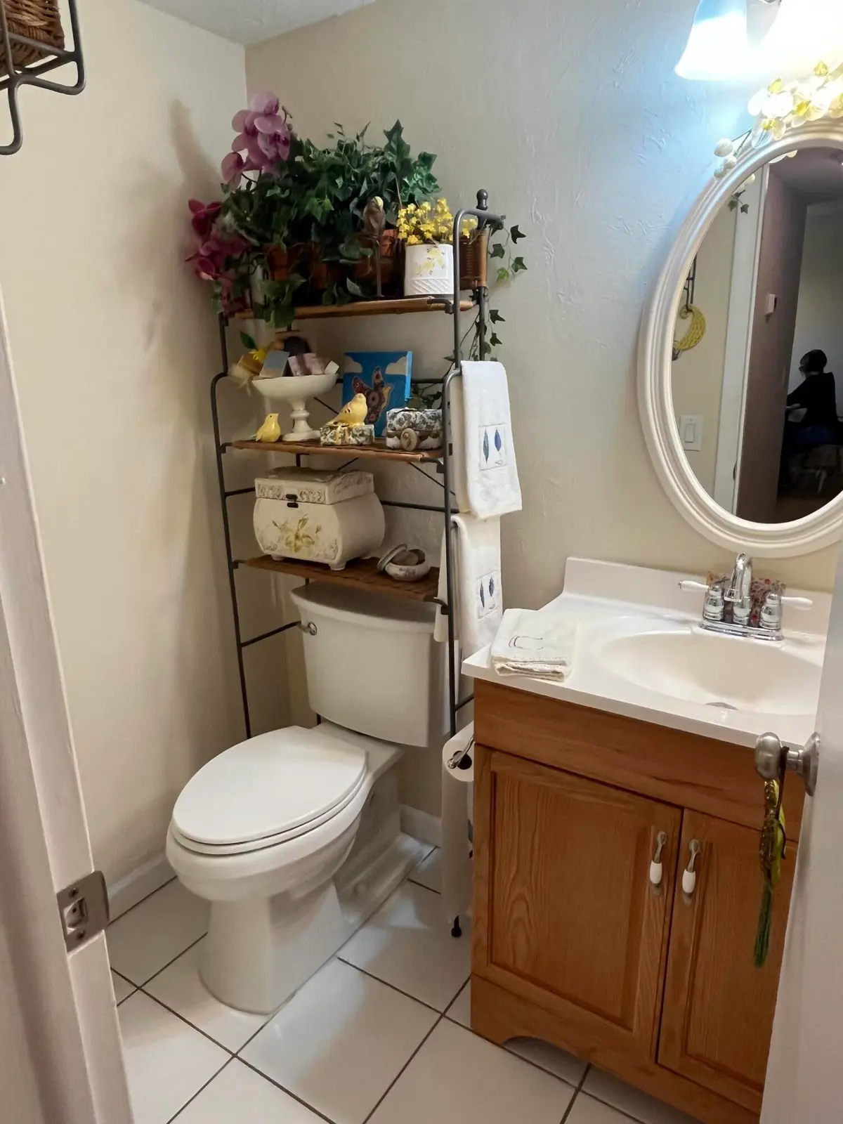 2nd/guest bathroom at 2191 NE 1st Court 203, Boynton Beach