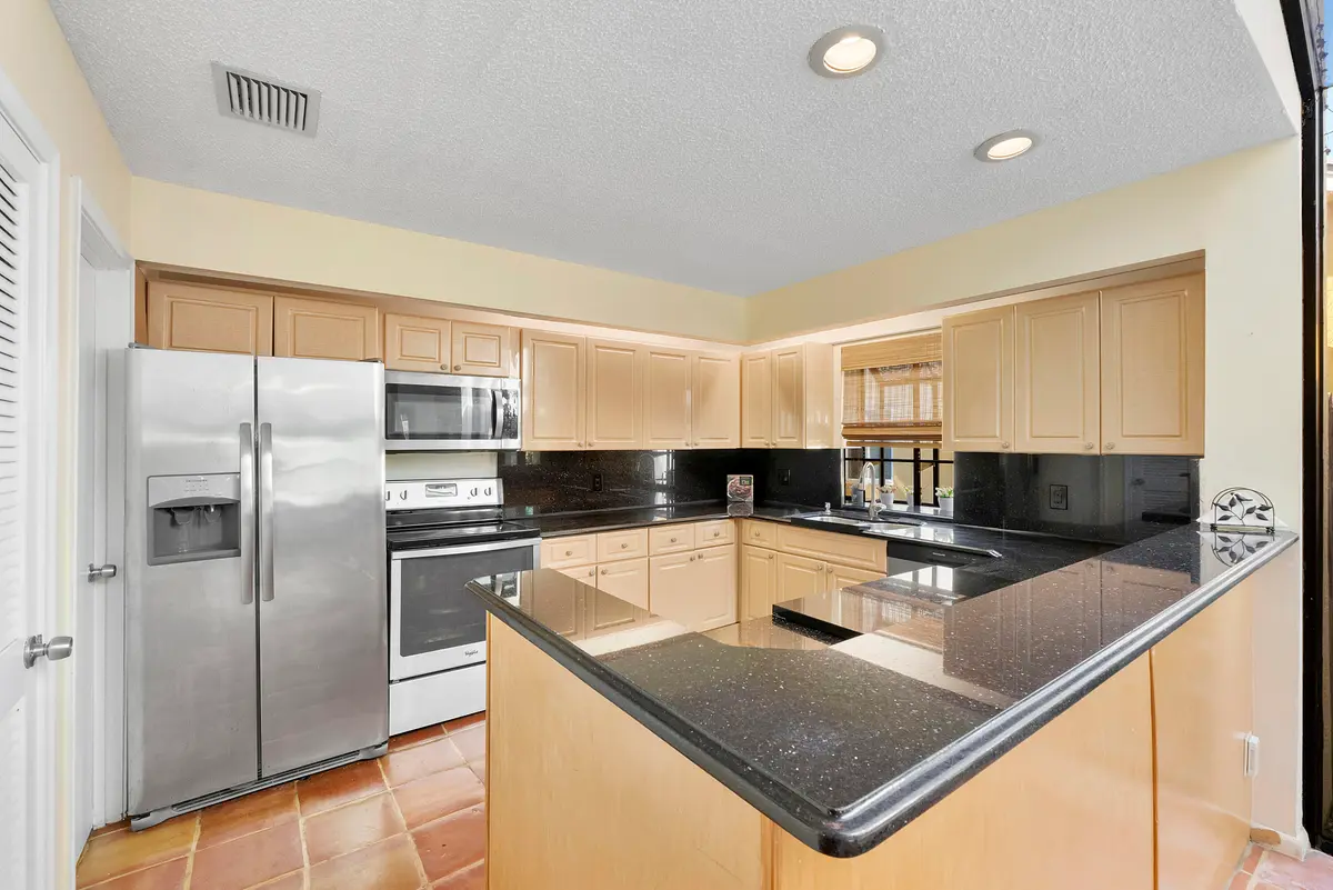 10551 Nw 3rd Manor_018 at 10551 NW 3rd Manor, Coral Springs