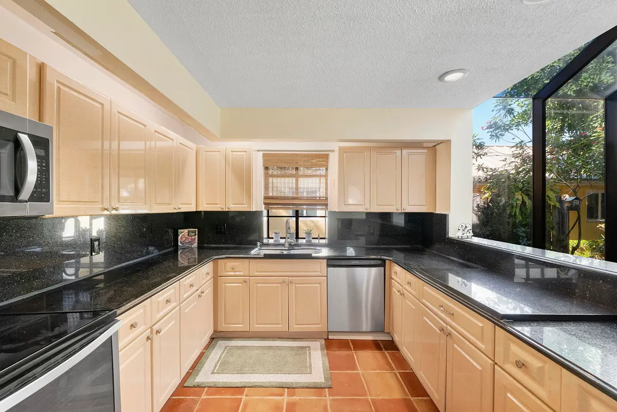 10551 Nw 3rd Manor_020 at 10551 NW 3rd Manor, Coral Springs