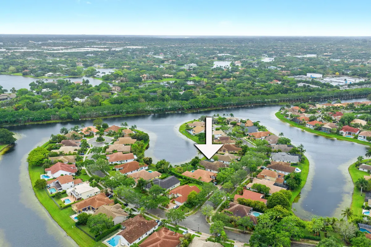 1-web-or-mls-2664-nelson-ct at 2664 Nelson Court, Weston