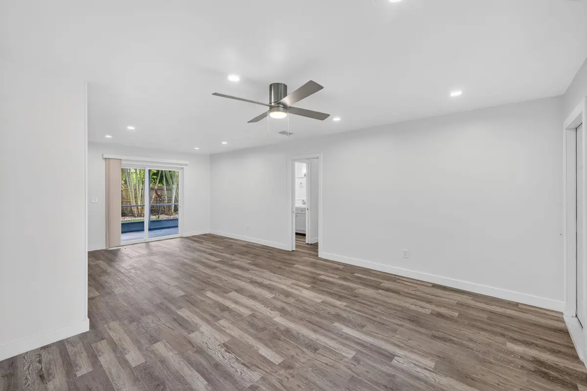 7-web-or-mls-699A4393 at 3140 NE 9th Avenue, Pompano Beach