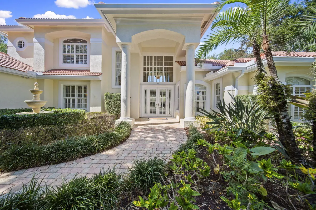 32-web-or-mls-DSC04275 at 4 Castle Hill Way, Stuart