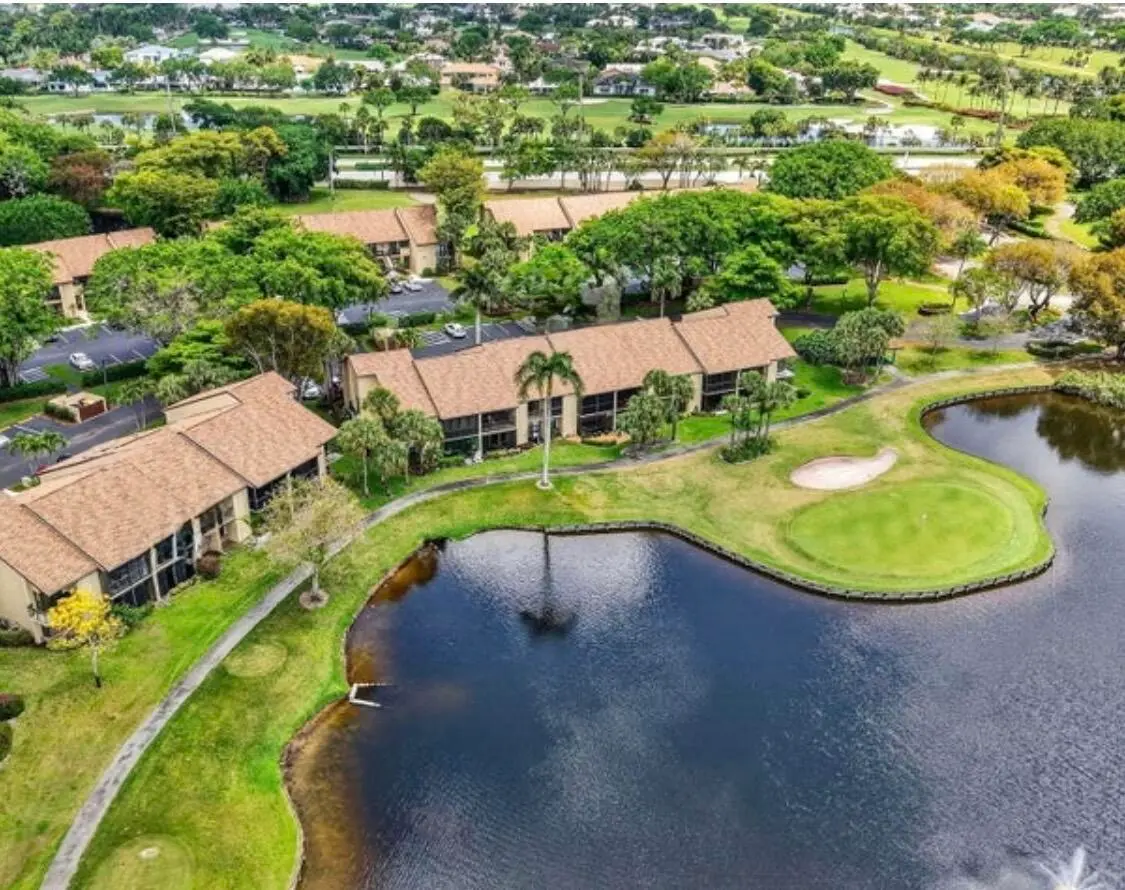 5106 Oak Hill Lane at 5106 Oak Hill Lane 923, Delray Beach