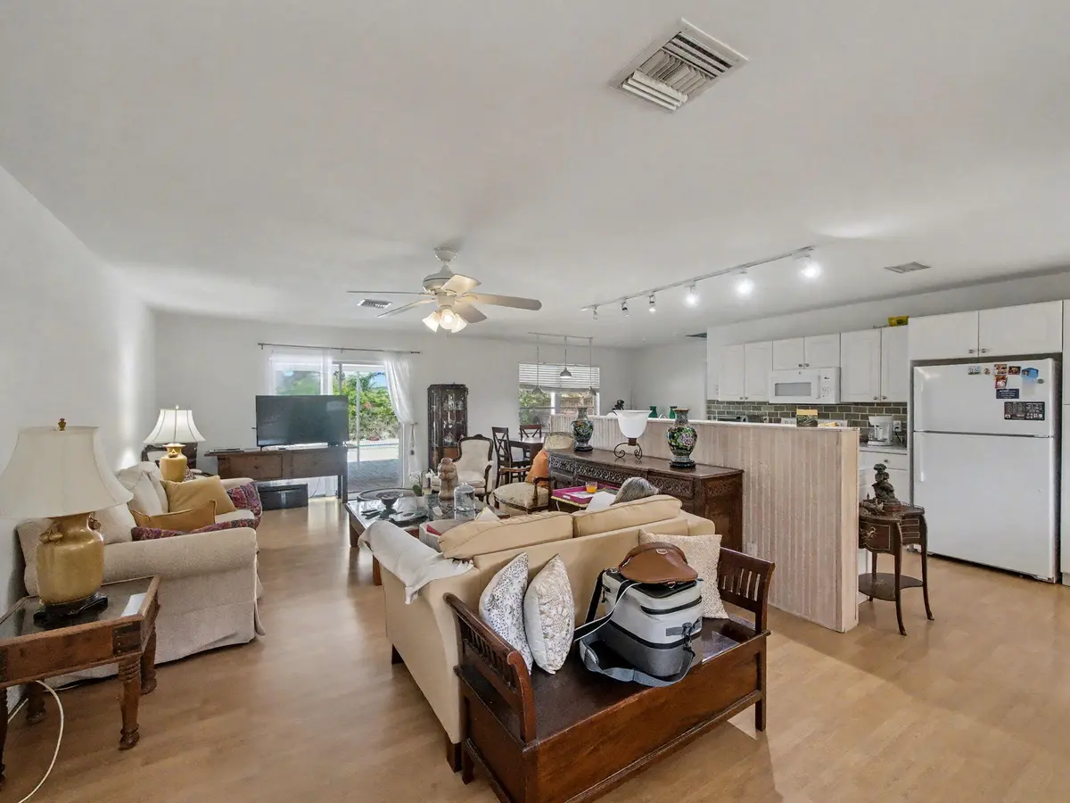 2-web-or-mls-008 at 394 Evergreen Avenue, Tequesta