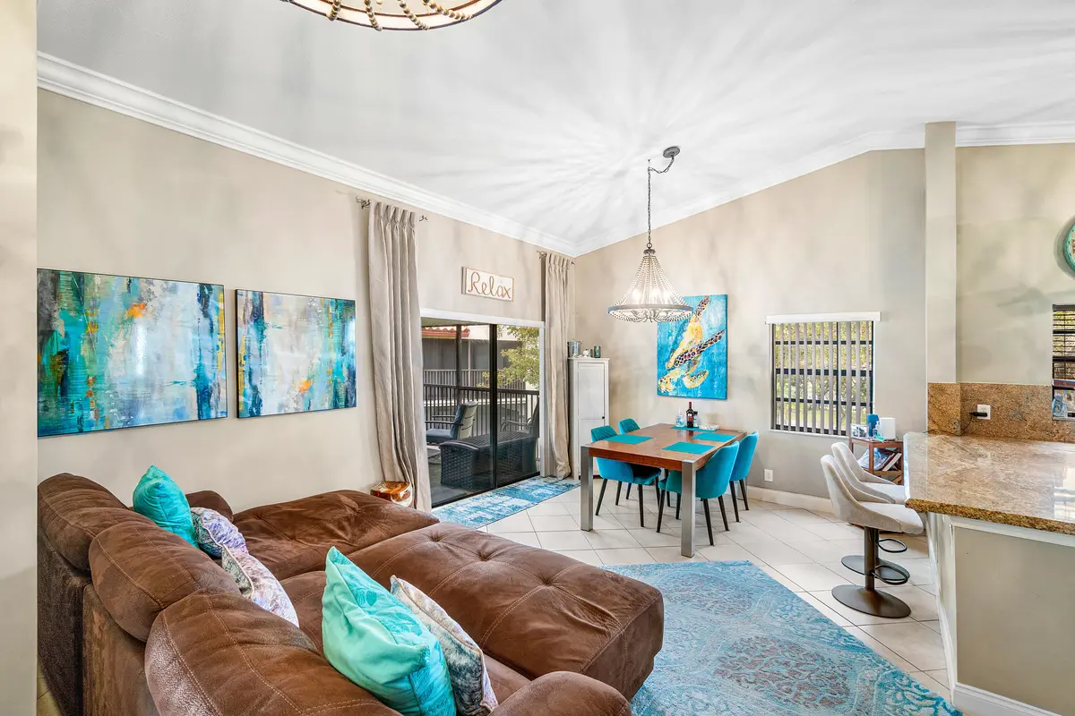 Living Dining at 312 Liberty Court, Deerfield Beach