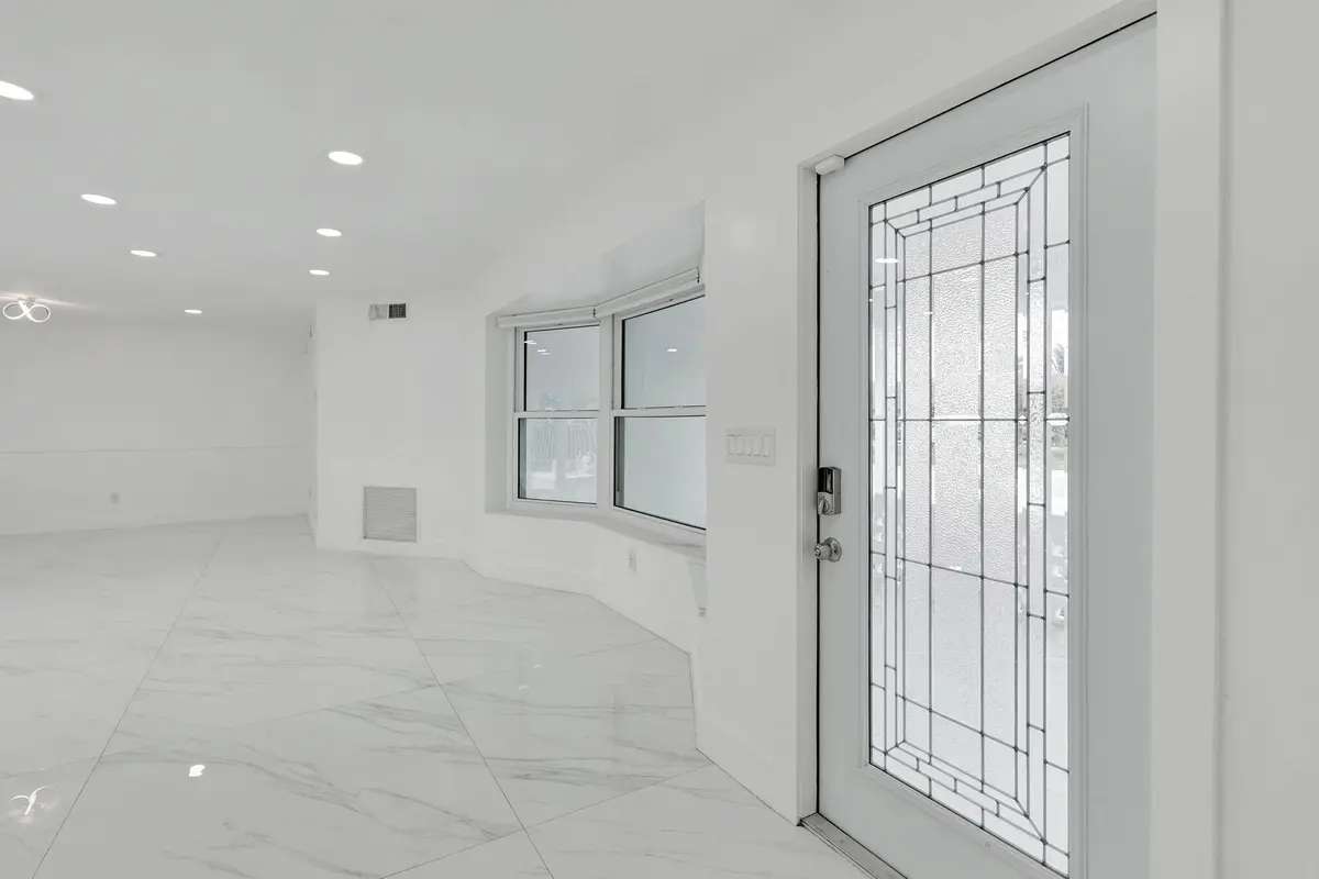 15-web-or-mls-334SW_36 at 334 SW 13th Avenue, Boynton Beach