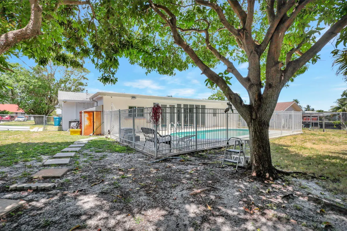 42-web-or-mls-334SW_214 at 334 SW 13th Avenue, Boynton Beach