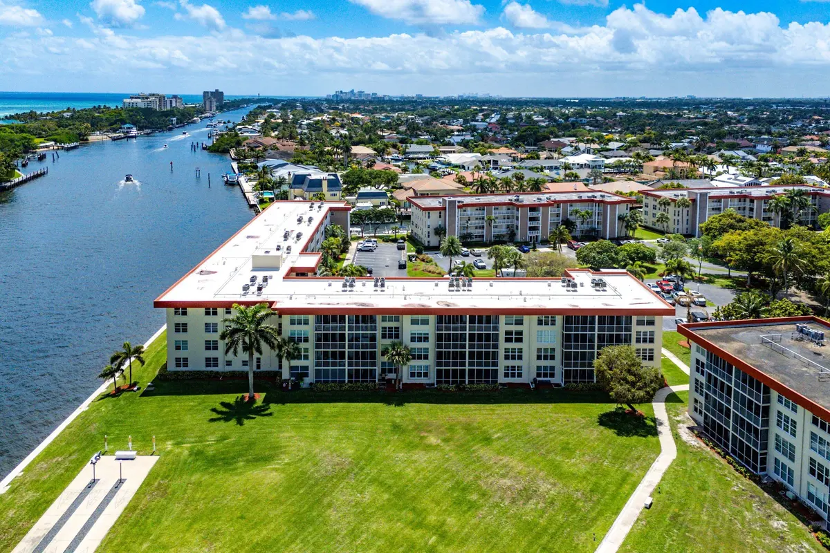 046-3100Northeast48thCourt-415-Lighthous at 3100 NE 48th Court 415, Lighthouse Point