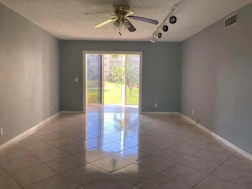 Bagnara 2 at 300 NE 26th Avenue 1040, Boynton Beach