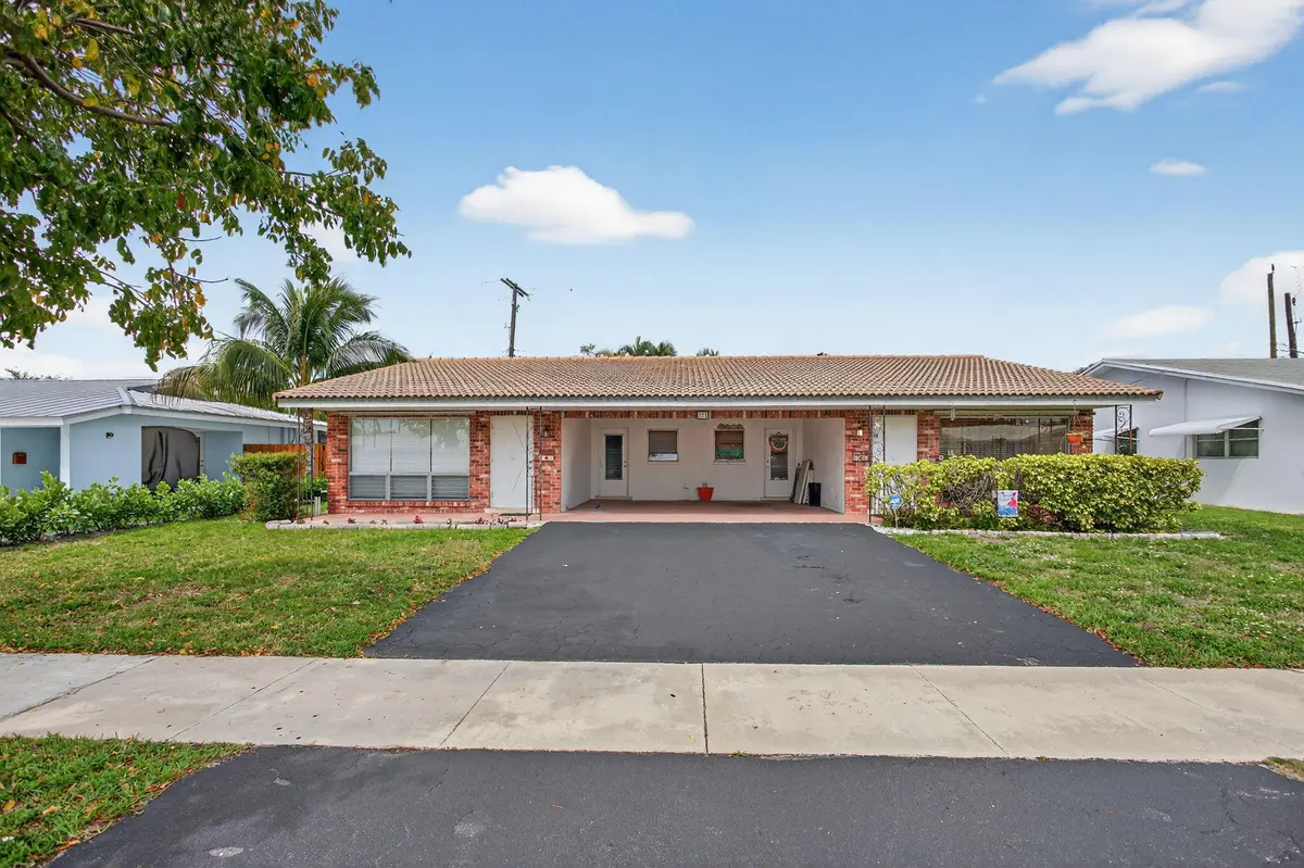 IMG_2894 at 371 SE 1st Avenue, Pompano Beach