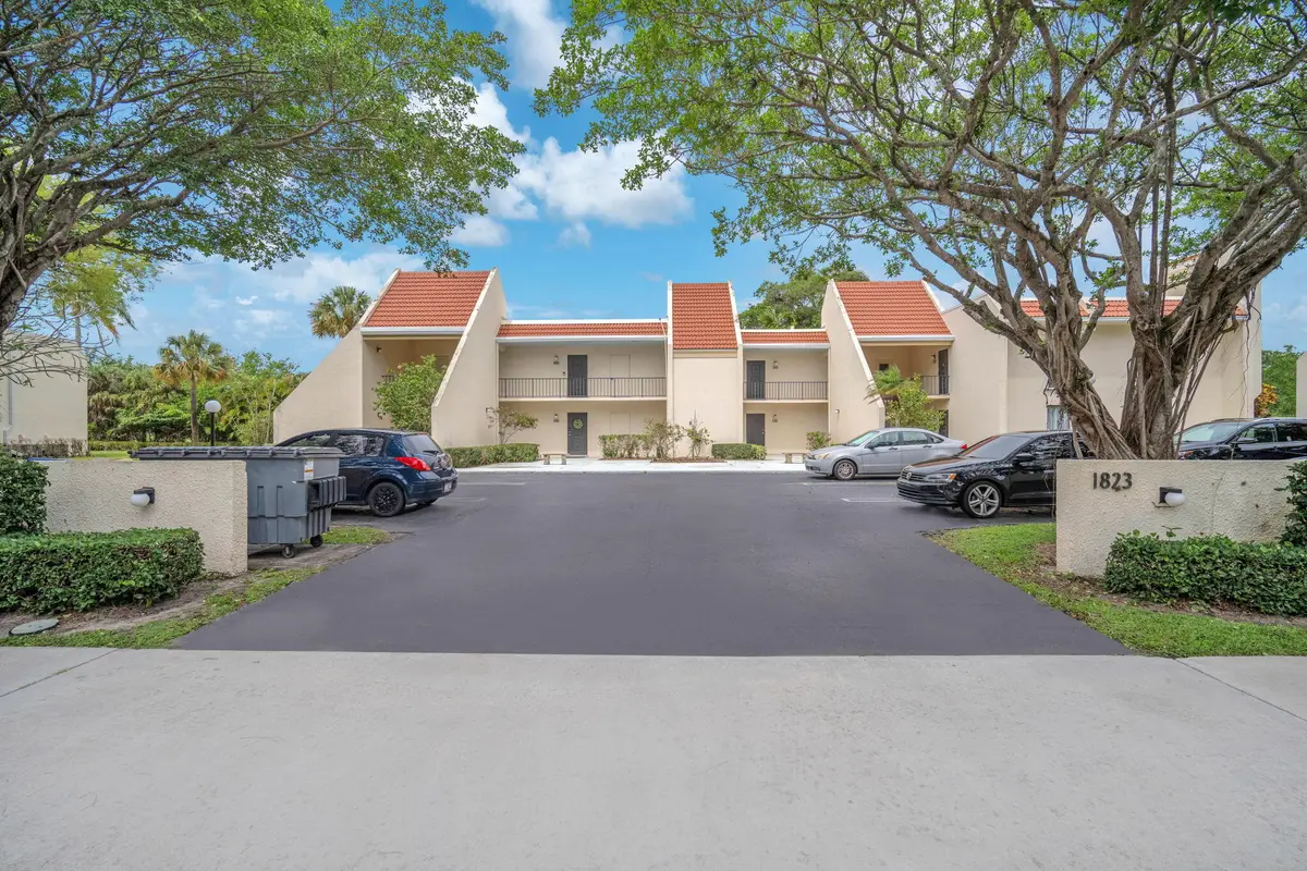 1-web-or-mls-DSC03889 at 1823 Presidential Way E101, West Palm Beach