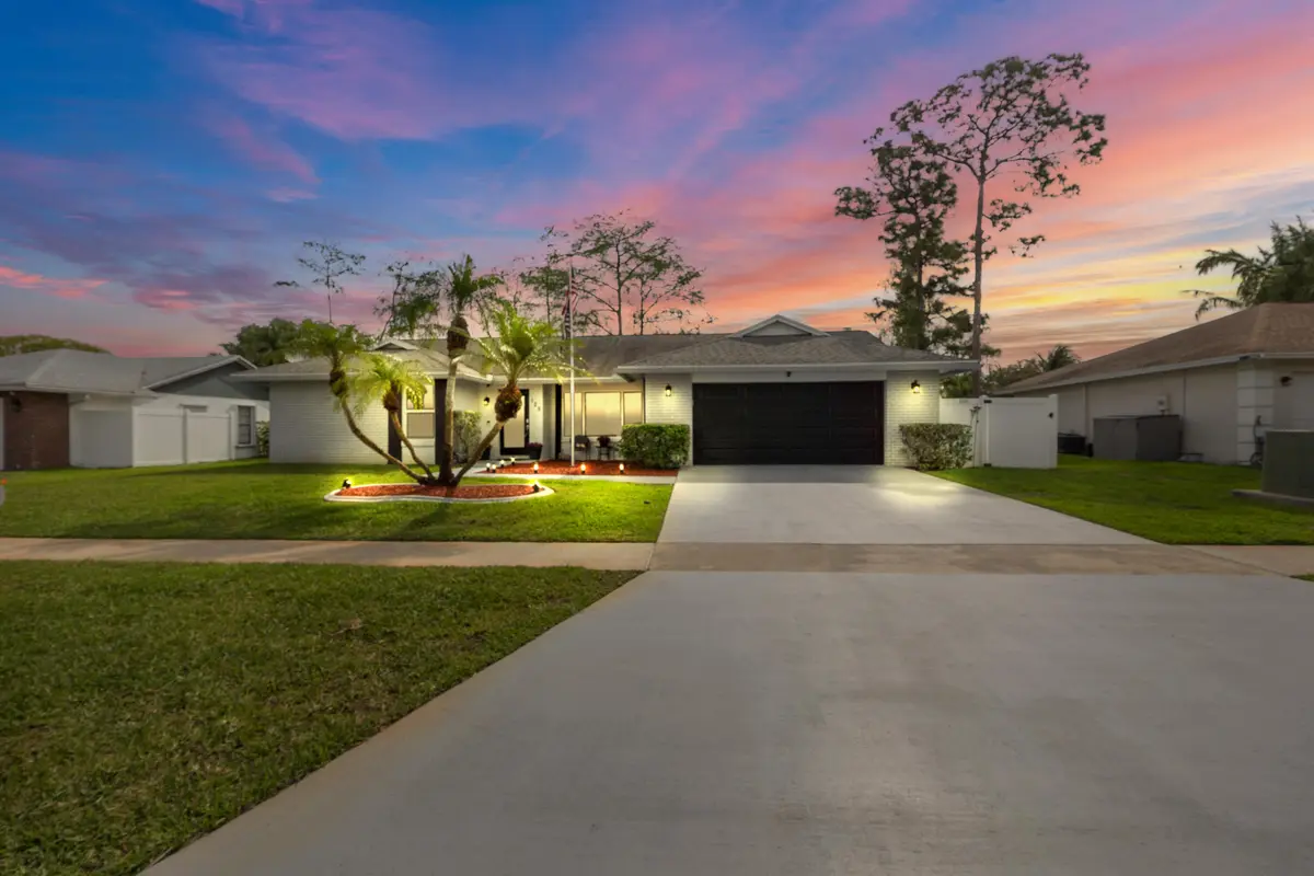 CVF05592 at 125 Parkwood Drive, Royal Palm Beach