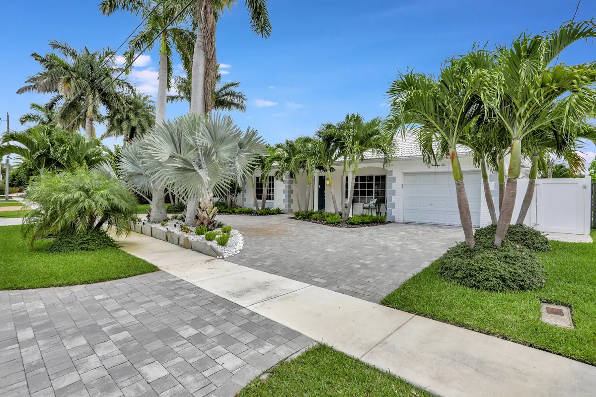 16_22223537 at 1410 SE 12th Street, Deerfield Beach