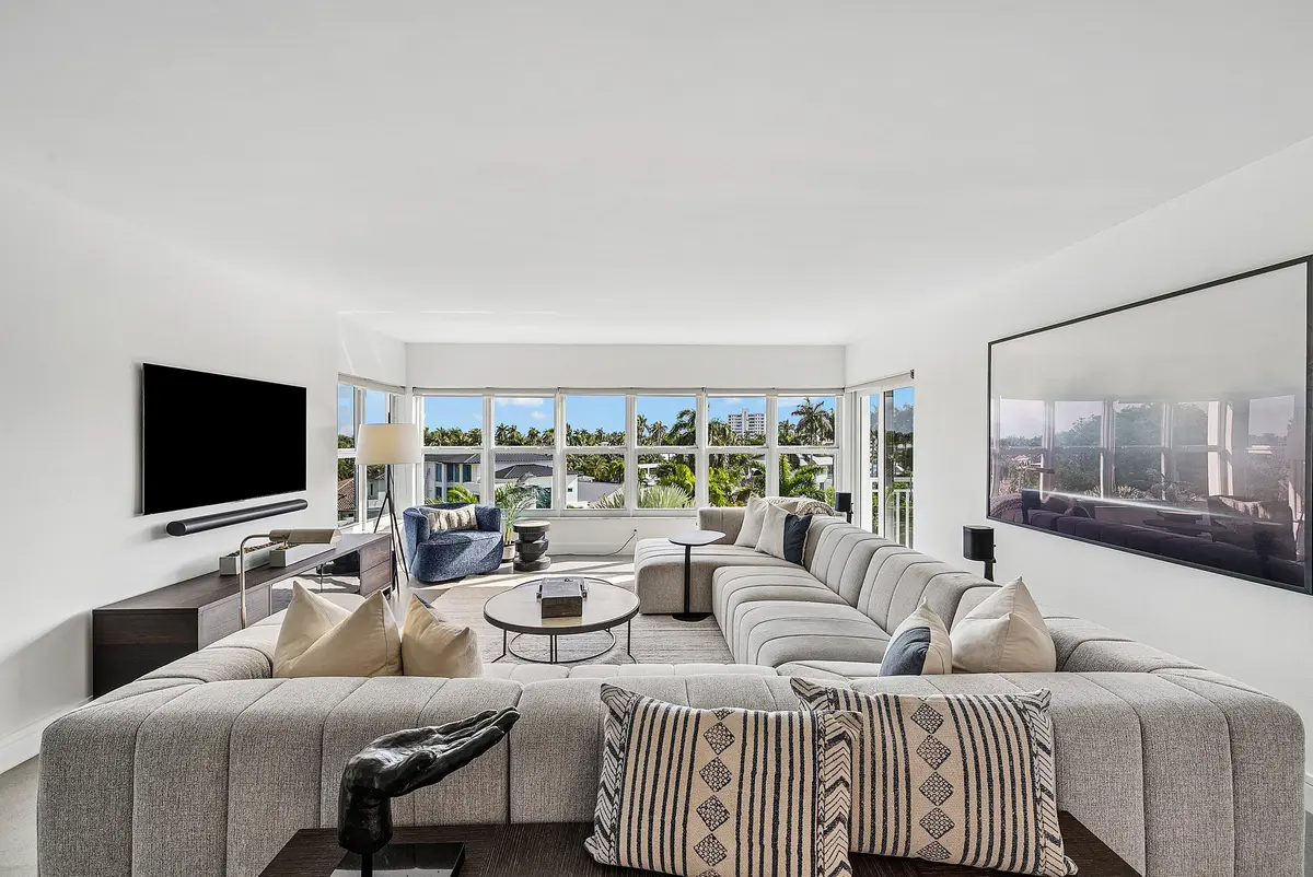 Living Room at 1000 Lowry Street 5d, Delray Beach