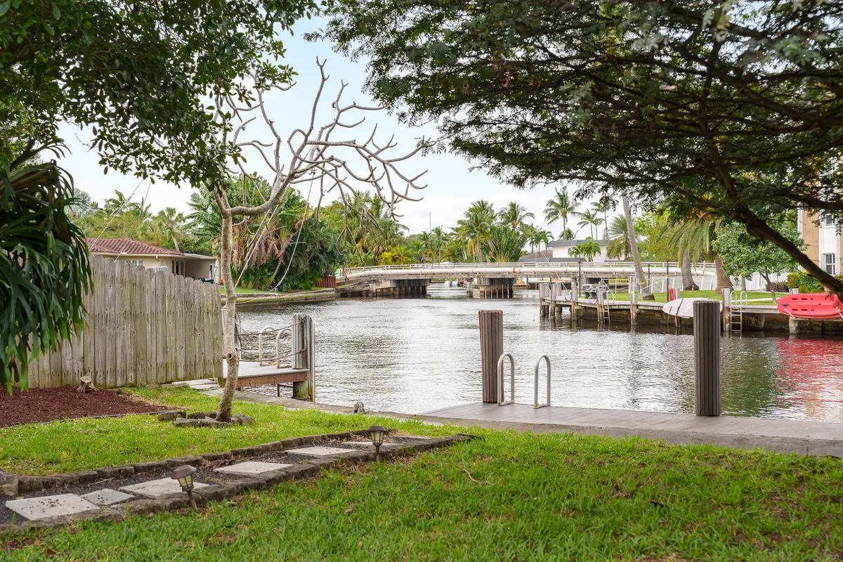 Waterfront @ at 2829 NE 17th Avenue, Wilton Manors