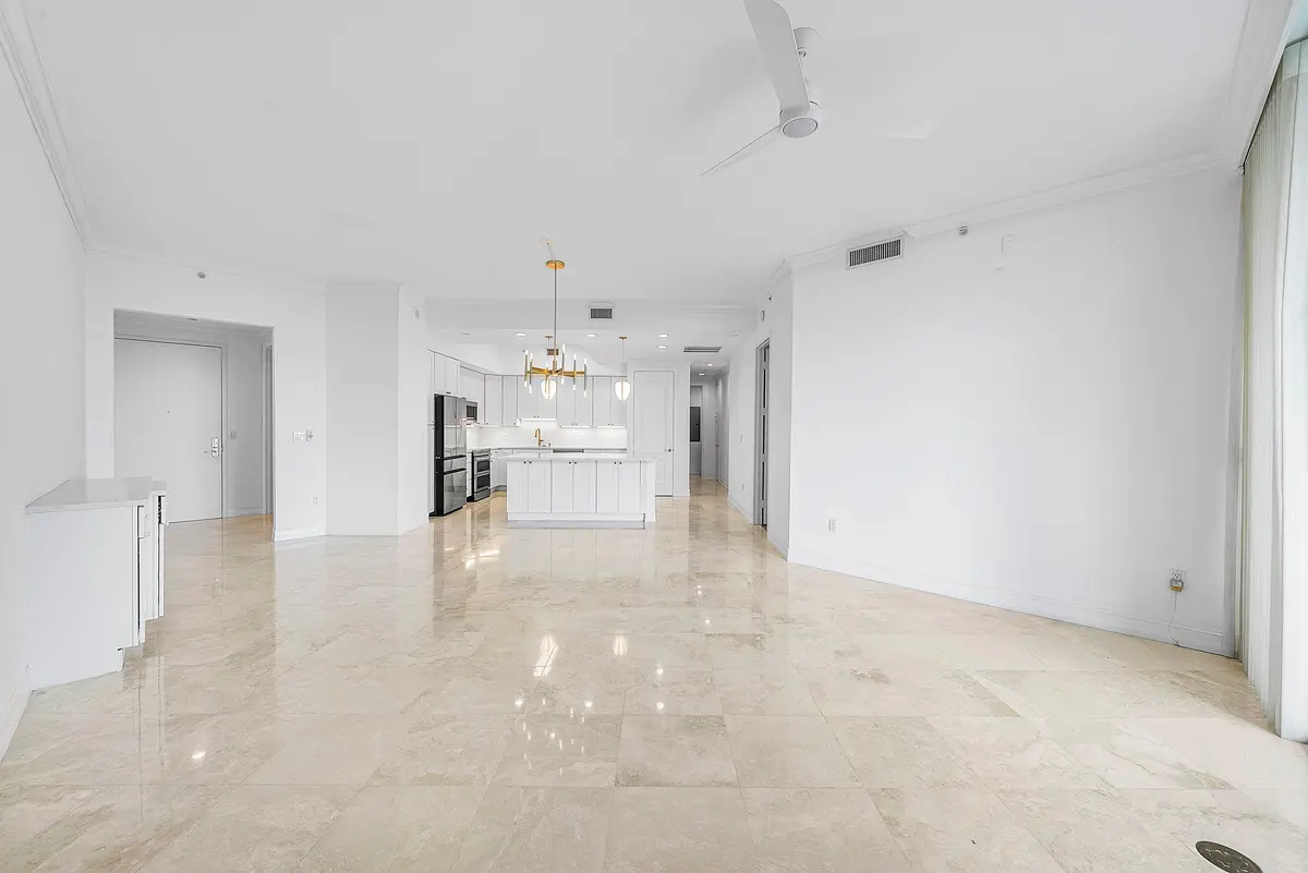 550 SE Mizner Blvd B906 Boca Raton FL 33 at 550 SE Mizner Boulevard B906, Boca Raton