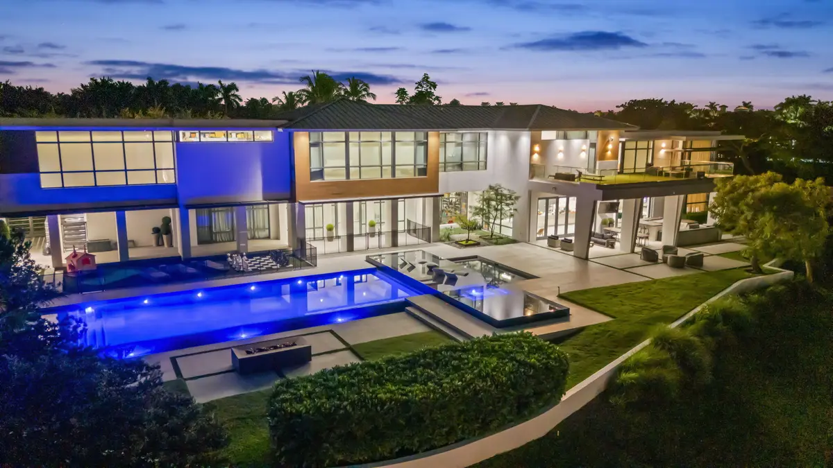 2-web-or-mls-DJI_20251029193041_0827_D at 10691 Golden Eagle Court, Plantation