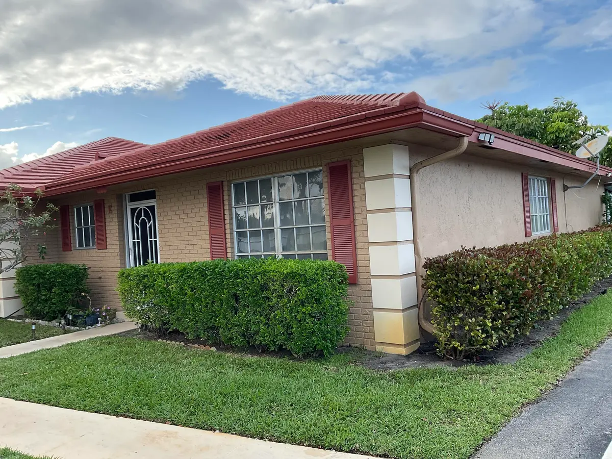 IMG_4635 at 1473 SW 27th Avenue 1e, Boynton Beach