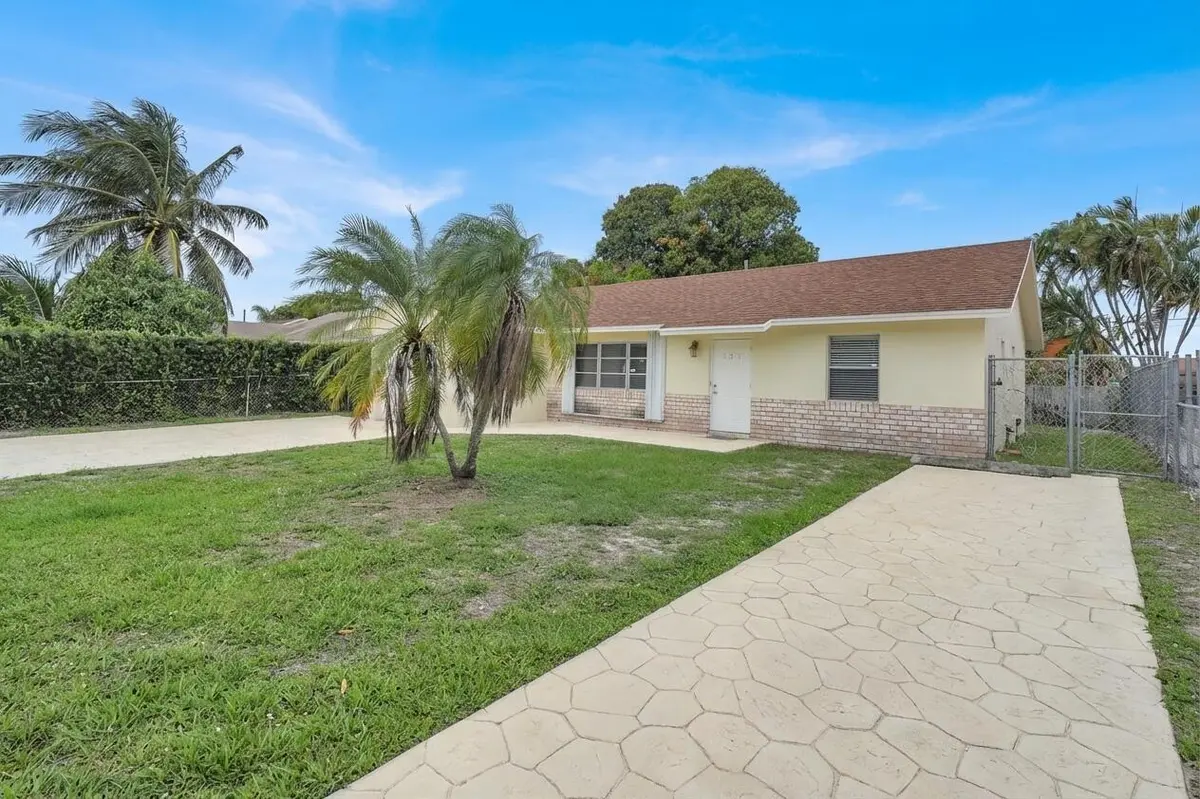 Single Family Home, No HOA at 151 NE 26th Avenue, Boynton Beach