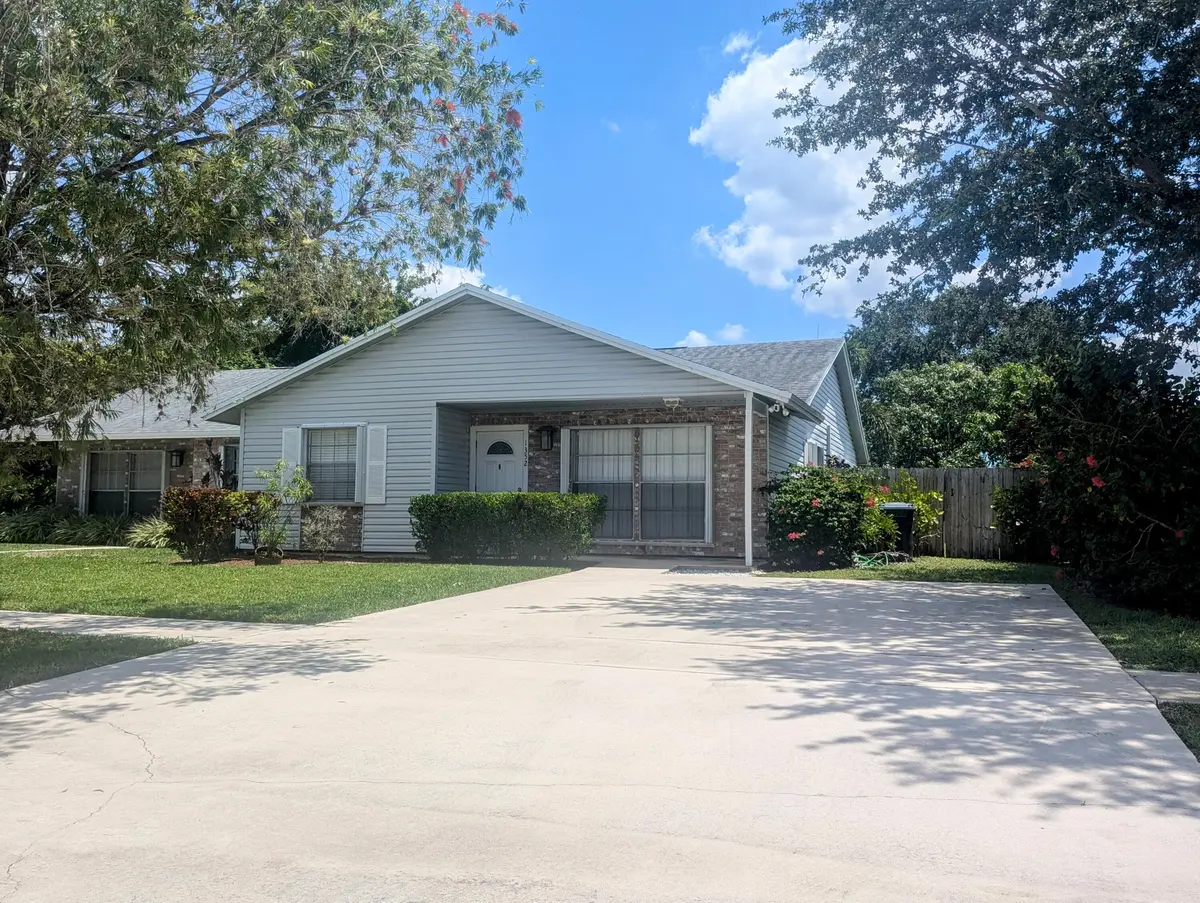 1350 Riverside Circle Units A And B, Wellington, FL – photo 2