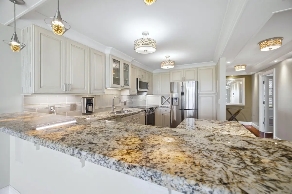 28-web-or-mls-IMG_3338 at 2901 S Palm Aire Drive, Pompano Beach