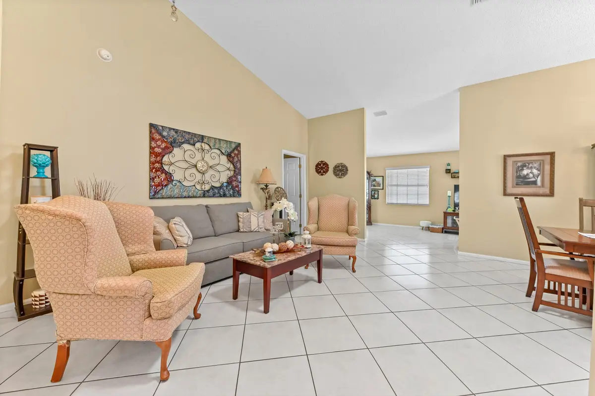 11 Living room 02 at 3893 Dafilee Circle, West Palm Beach