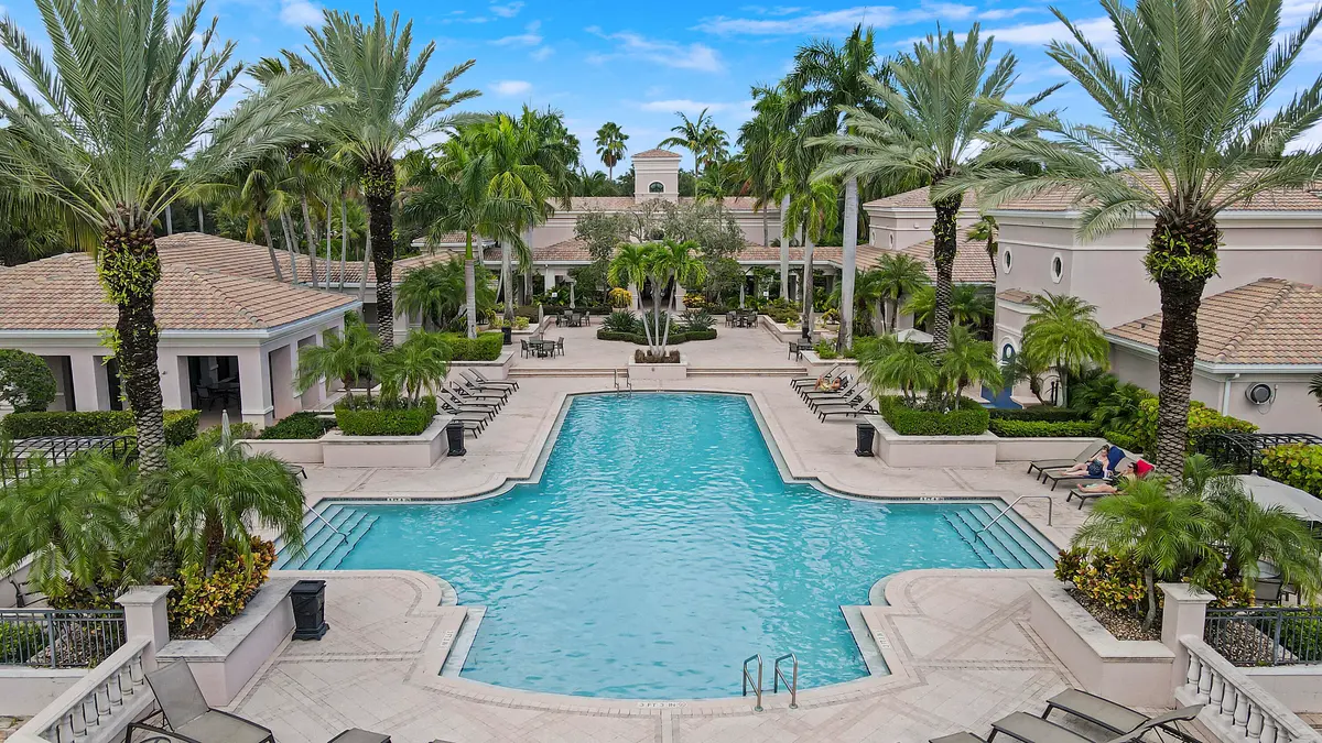 Community Pool at 2802 Sarento Place 204, Palm Beach Gardens