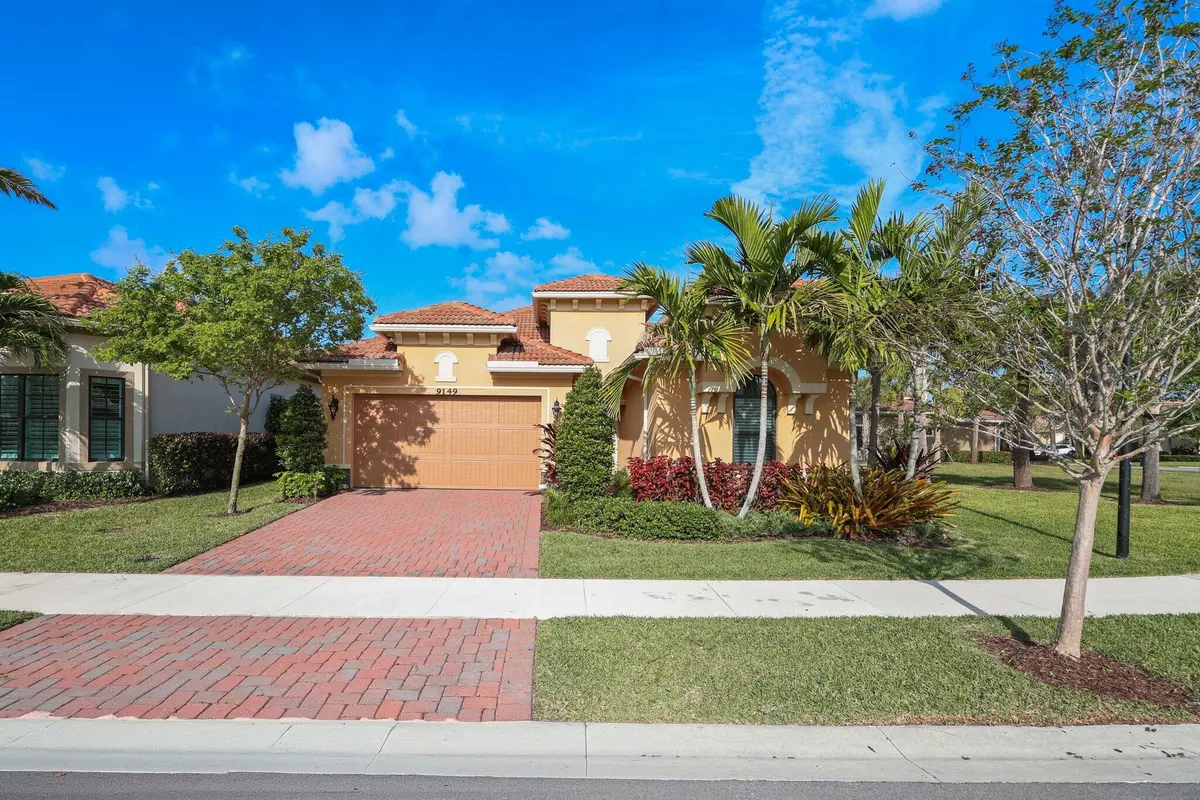 Front Exposure at 9149 E Leon Cir Circle, Parkland