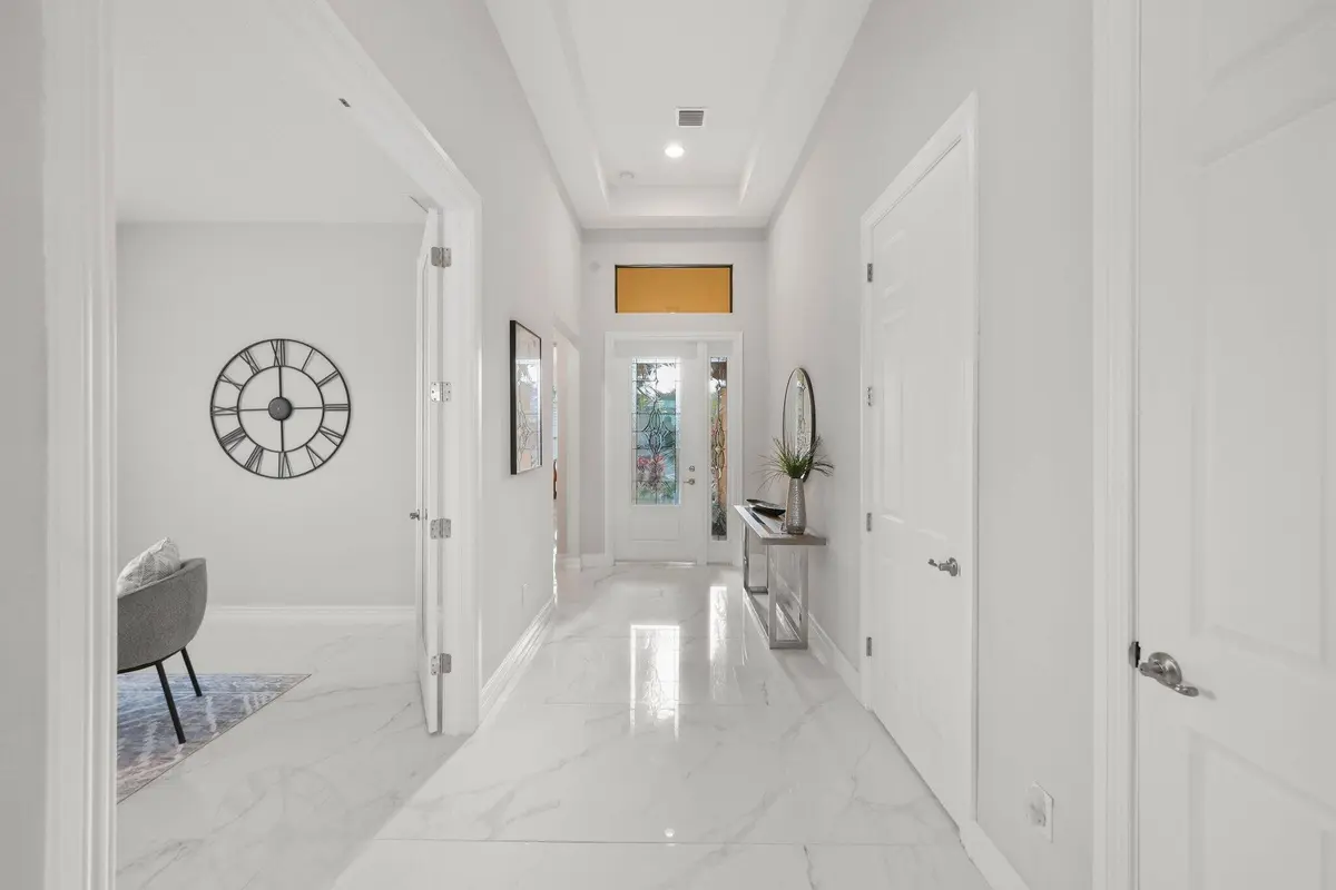 Foyer at 9149 E Leon Cir Circle, Parkland