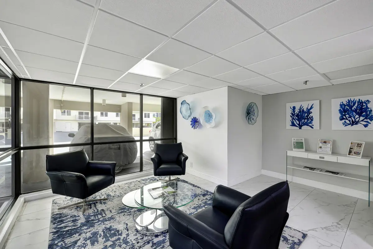 35-web-or-mls-3W7A2745 at 3215 S Ocean Boulevard 509, Highland Beach