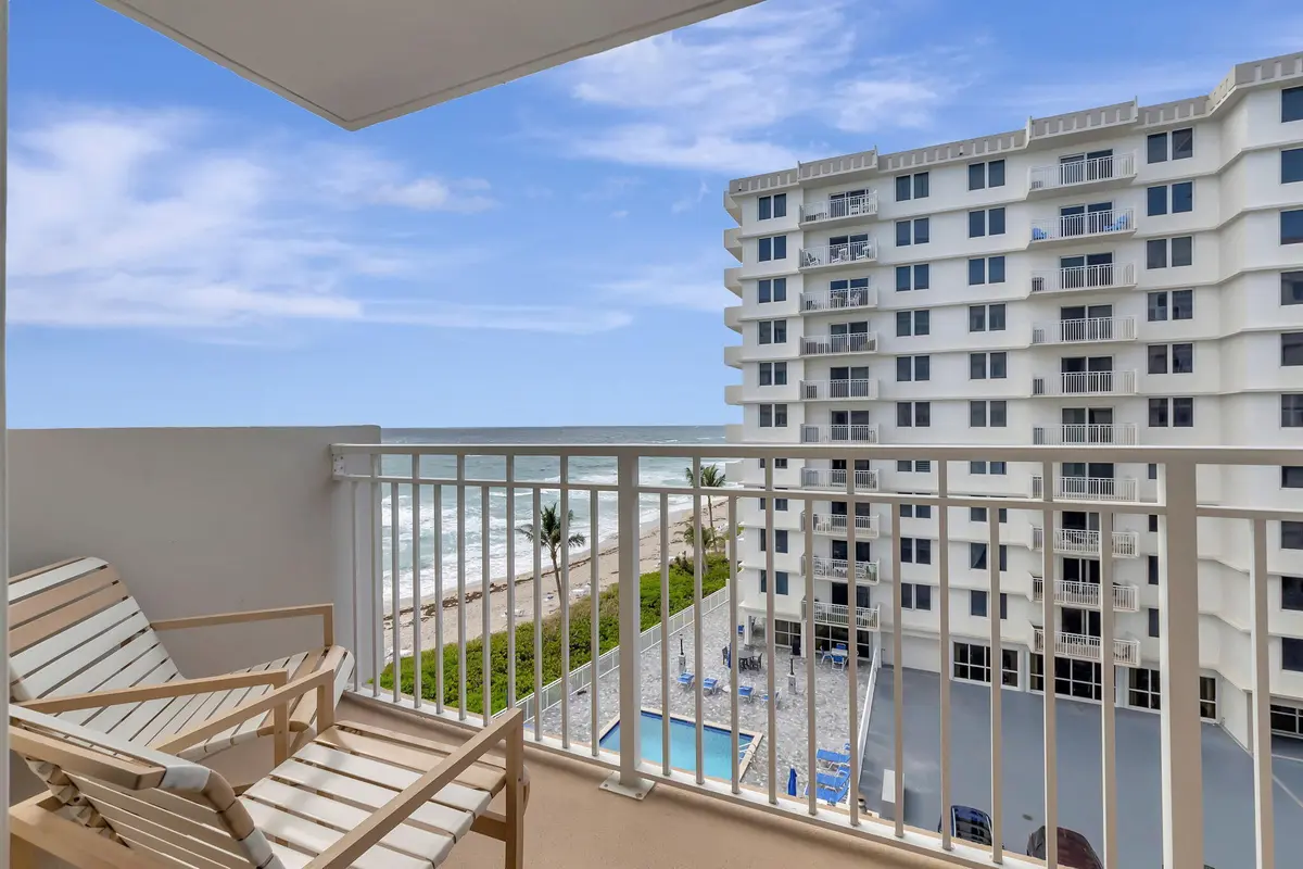 28-web-or-mls-DSC_1855 at 3215 S Ocean Boulevard 509, Highland Beach