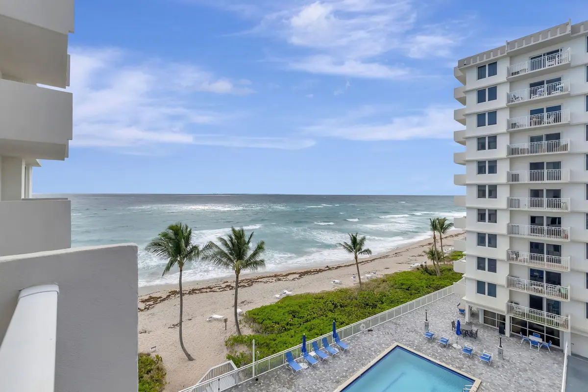 30-web-or-mls-DSC_1865 at 3215 S Ocean Boulevard 509, Highland Beach