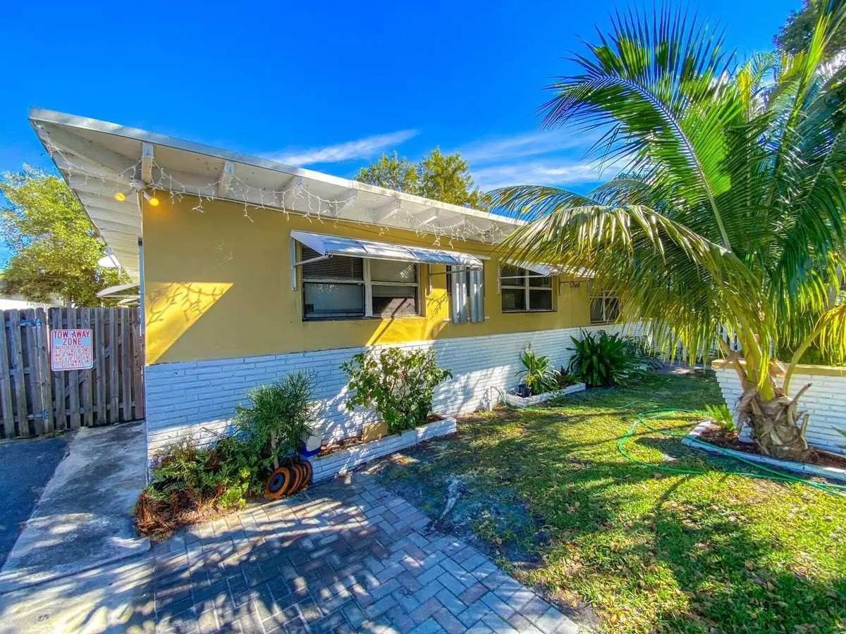 Cunningham.2 at 527 48th Street, West Palm Beach