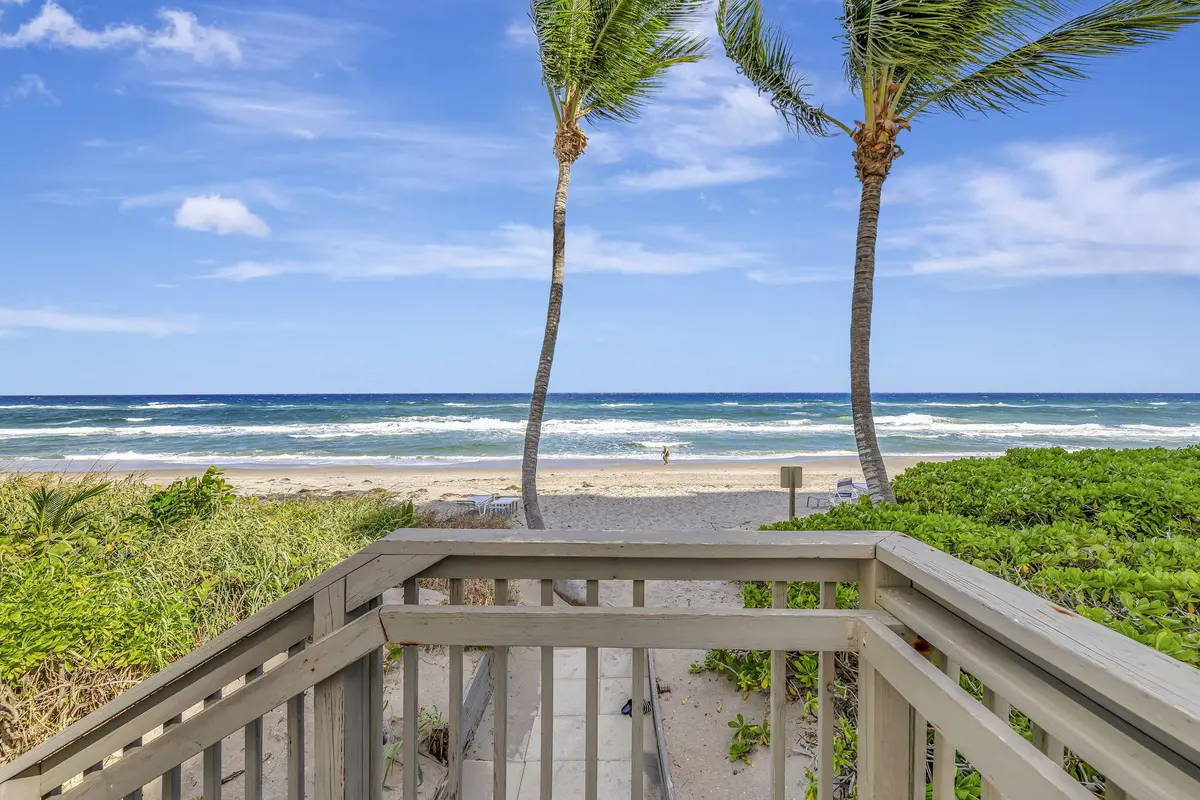 43-web-or-mls-3W7A2798 at 3221 S Ocean Boulevard 308, Highland Beach