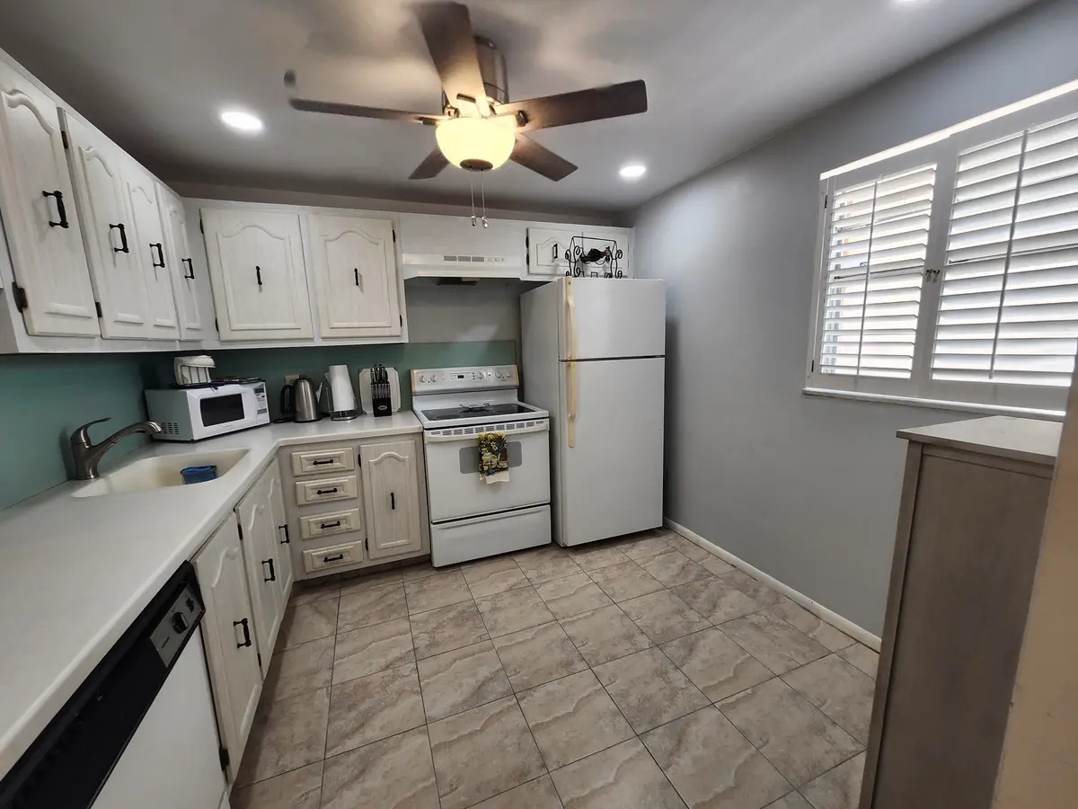Kitchen View at 2600 NE 1st Lane 311, Boynton Beach
